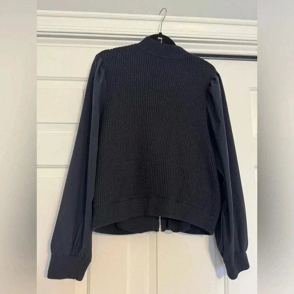 EUC Maeve Puff Sleeve bomber/sweater jacket - Picture 4 of 4